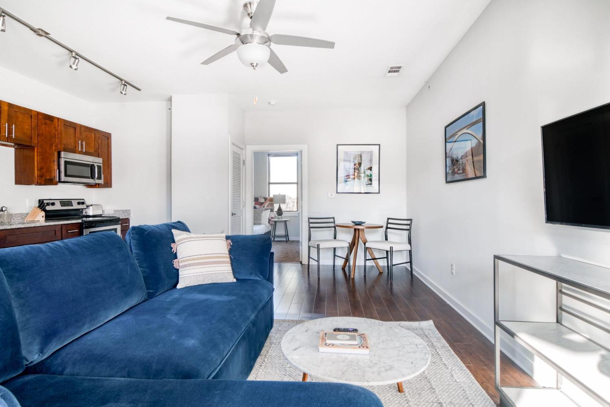Cozysuites Music Row Bold 1br W Free Parking Appartement