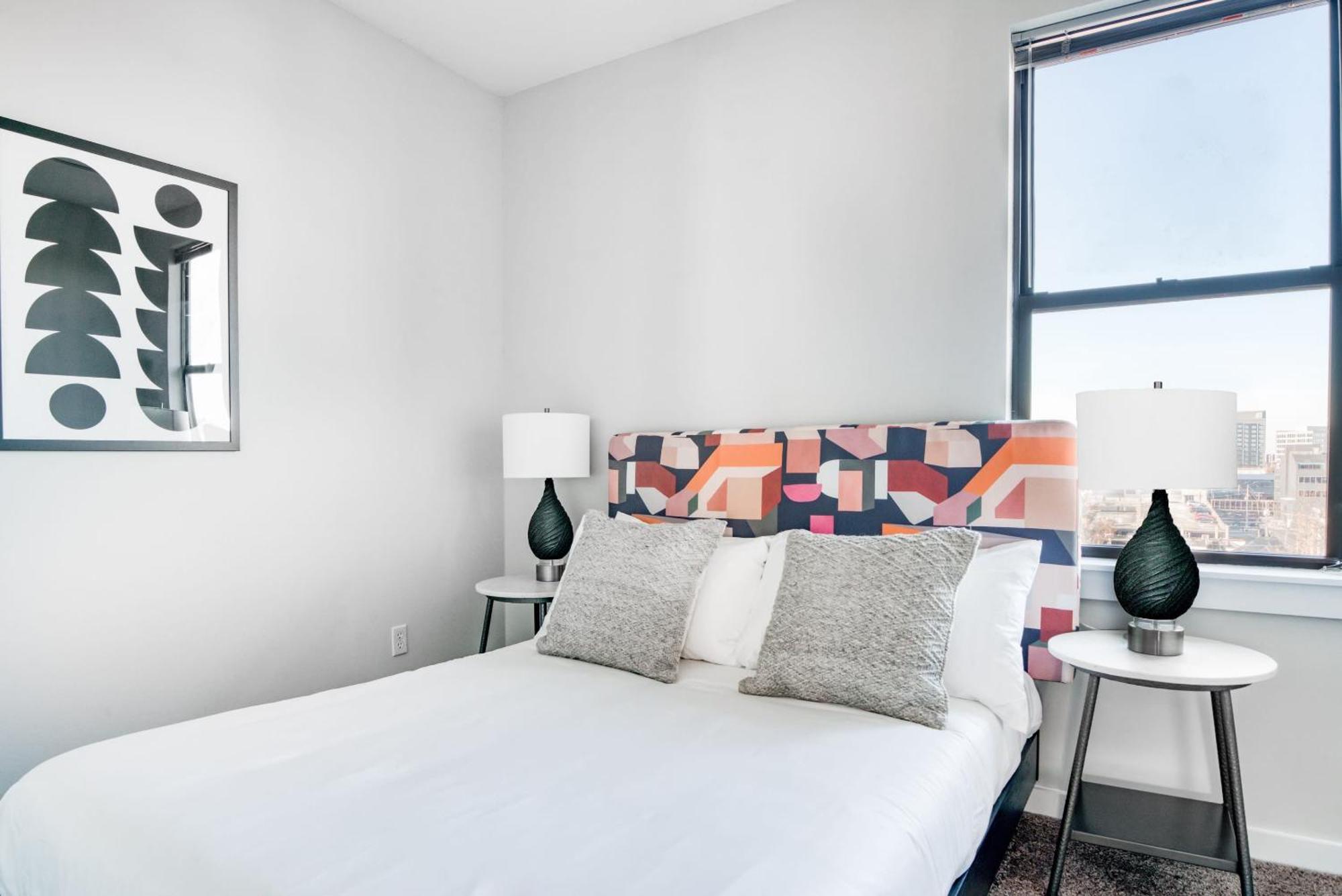 Cozysuites Music Row Bold 1br W Free Parking *